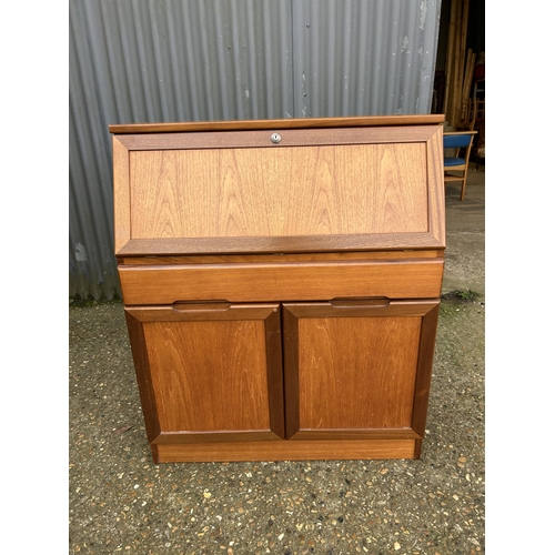 137 - A Nathan teak bureau 87x40 x100