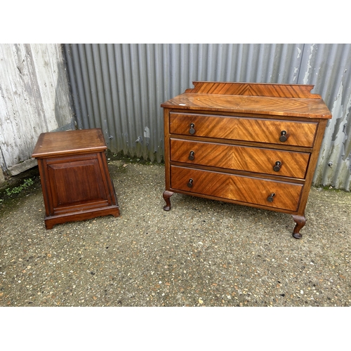 162 - An Edwardian chest of three together with a commode