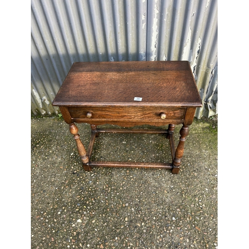 29 - Oak single drawer lowboy table 76x45x70