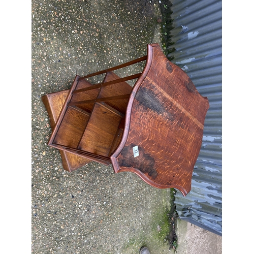 33 - An Edwardian oak revolving bookcase