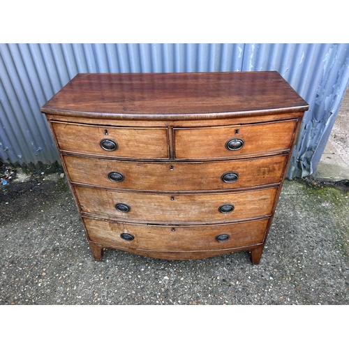 63 - A Victorian mahogany bow front chest of five drawers 103x50x103