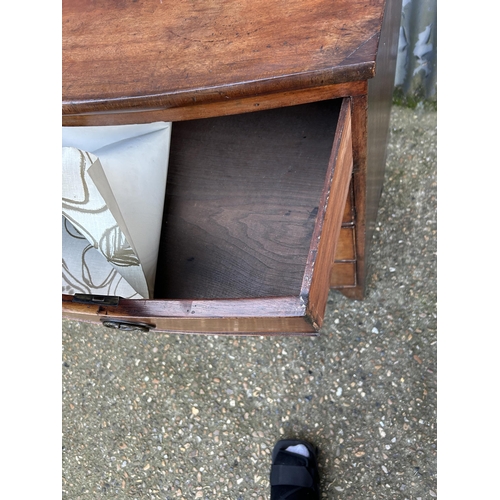 63 - A Victorian mahogany bow front chest of five drawers 103x50x103