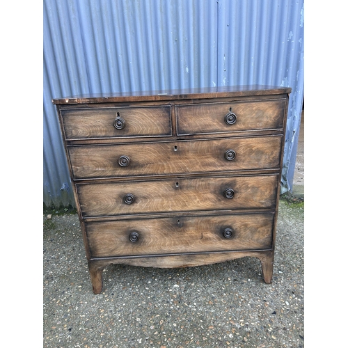 64 - A Victorian mahogany chest of five drawers 100x45x45