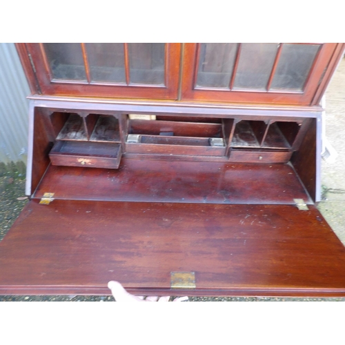 9 - An Edwardian bureau bookcase 104x50x210