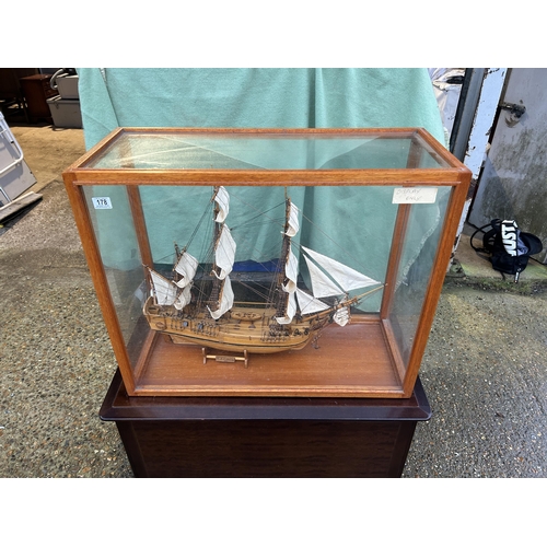 178 - A large case model of HMS BOUNTY 84x36x70