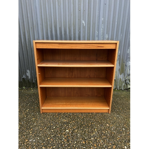 206 - A mid century teak bookcase with adjustable shelves 92x30x92