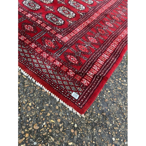 235 - A good quality red pattern carpet  168x250