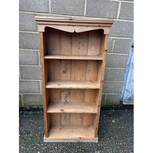 261 - A country pine open bookcase 67x25x140