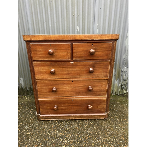 263 - A Victorian mahogany chest of five drawers 100x45x120