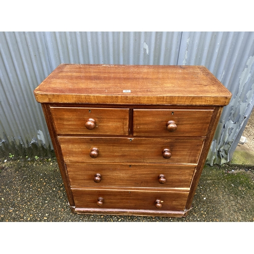 263 - A Victorian mahogany chest of five drawers 100x45x120