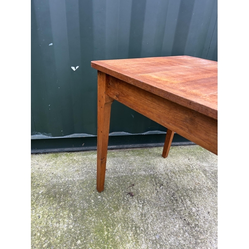 364 - A early 20th century oak table with a drawer 67x 75x 75