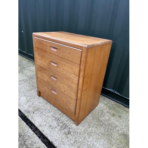 366 - An oak chest of four drawers 70x44x80