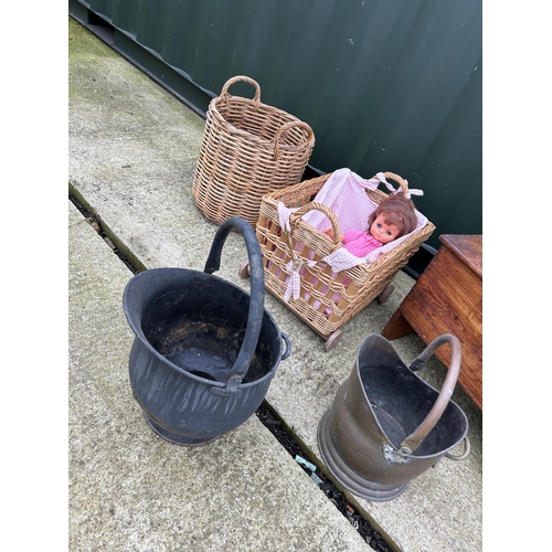 385 - Two pine boxes, two coal buckets and two baskets