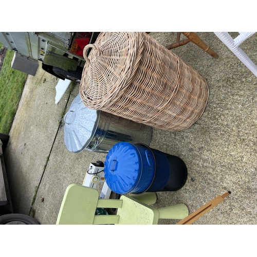 400g - Pine chair, white chair, galvanized bin, Child's chair, easel & blue bin