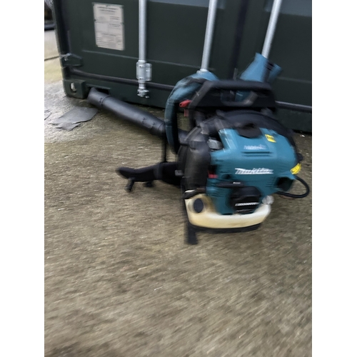 441 - Makita MM4 back pack petrol leaf blower