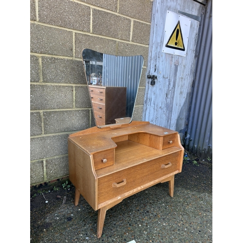 91 - A mid century g plan light oak dressing table