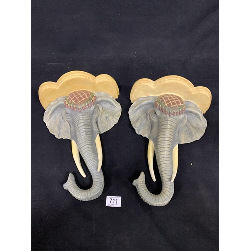 711 - Pair of elephant shelves length 33 cms