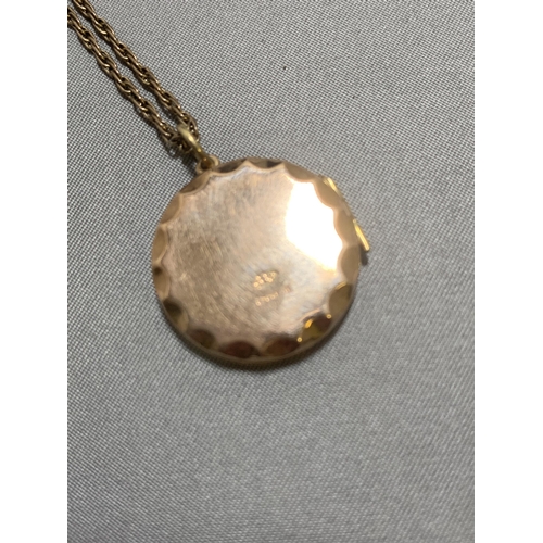 876 - Hallmarked 9ct Gold Locket on 9ct Gold Chain, total gross weight 7.6 gms in presentation box