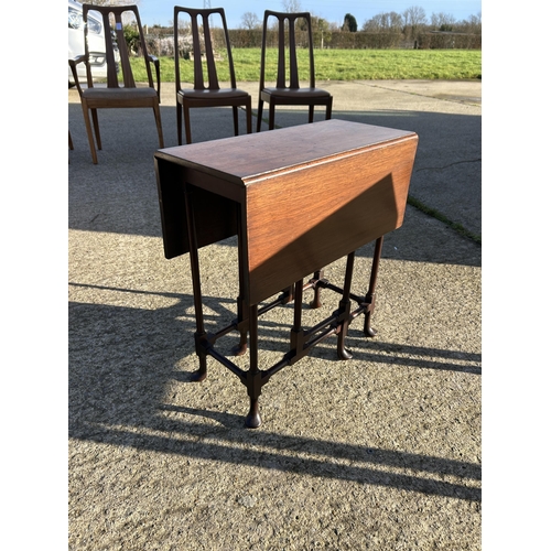 25h - A small ornate mahogany drop leaf table