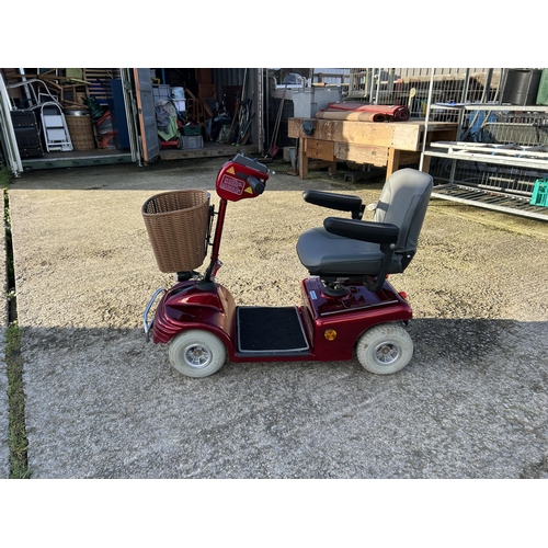 25I - Shoprider mobility scooter with key and charger