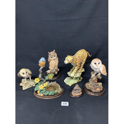 1033 - Italian Leopard figure and five Country Artist figures