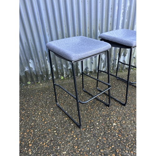 177 - A pair of modern grey bar stools