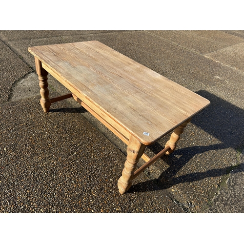 231 - A farmhouse pine dining table  with stretcher base 168x90x77