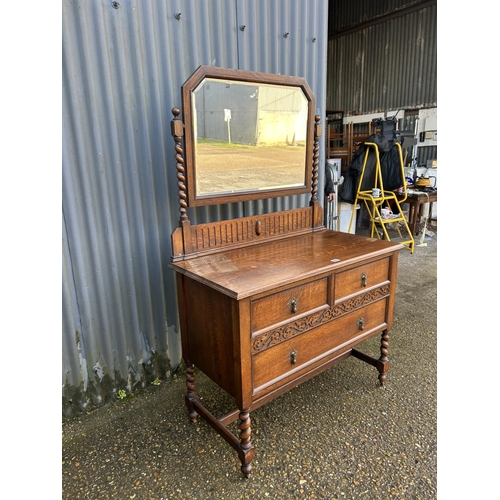 244 - An oak dressing chest 105x 50x85