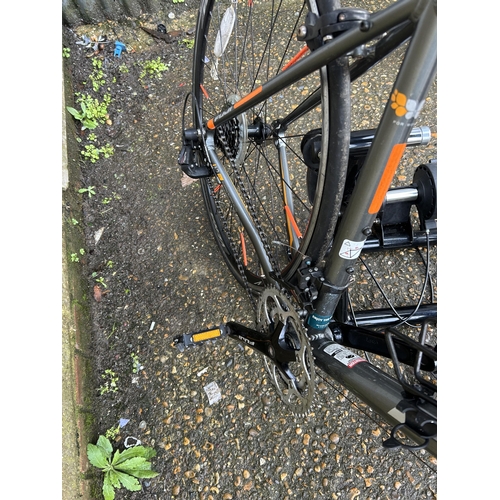 248 - Fuji road cycle with exercise stand