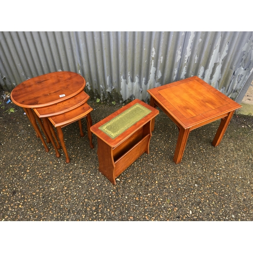 259 - A yew nest of three together with lamp table and magazine rack