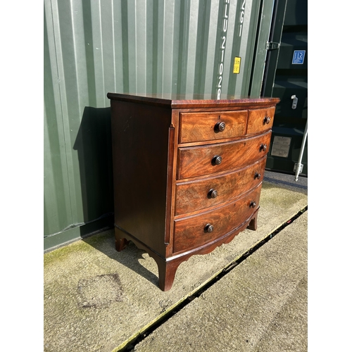 305 - A Victorian mahogany bow front chest of five drawers  116x64x110