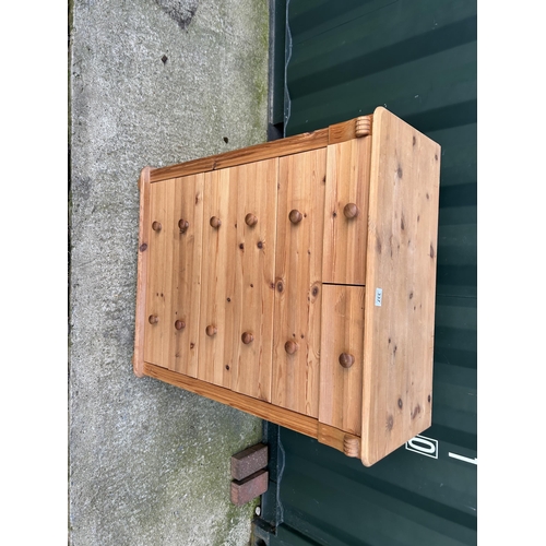 337 - A pine chest of seven drawers 80x36x100