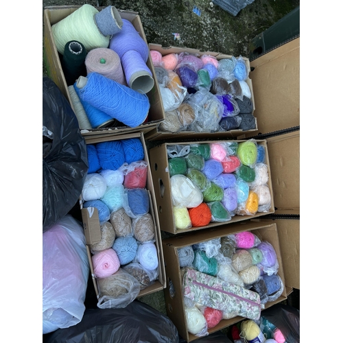 346 - A large quantity of knitting items and wool