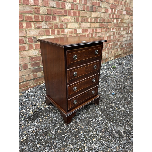 365 - A repro mahogany chest of four drawers  47x40x70