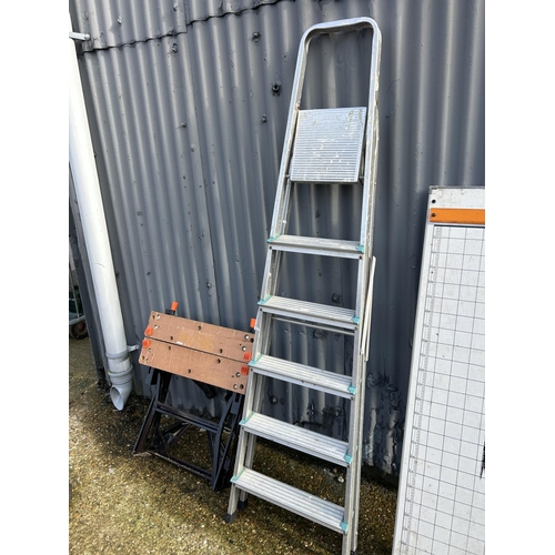 44 - Workmate, folding ladder and paste mate table