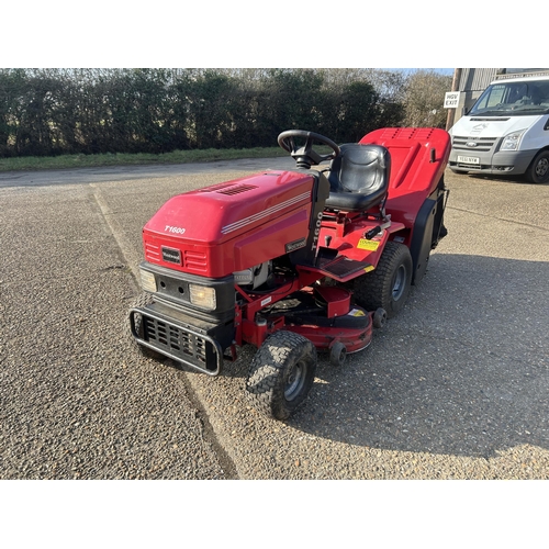 526 - A Westwood T1600 Ride on Lawn Tractor with collecting box. Good running order