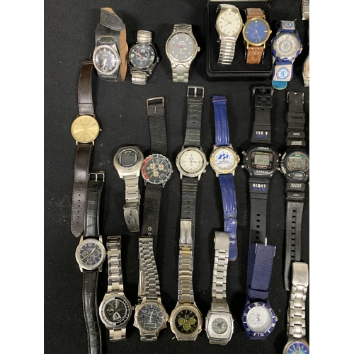 1009 - Large quantity of mainly Gents watches, not tested