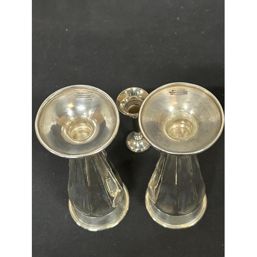 897 - Pair of Silver Spill Vases by Goldsmiths and Silversmiths Company height 16 cms, Silver weight 208 g... 