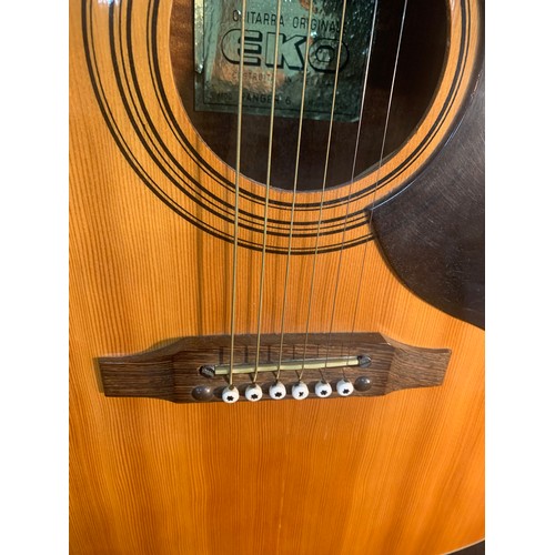 576 - Chitarra originale EKO, ranger 6 acoustic guitar and soft case