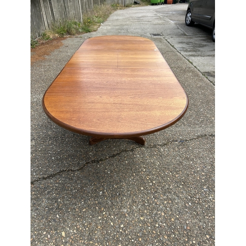 60B - A very large g plan teak extending dining table max size 300cm x156