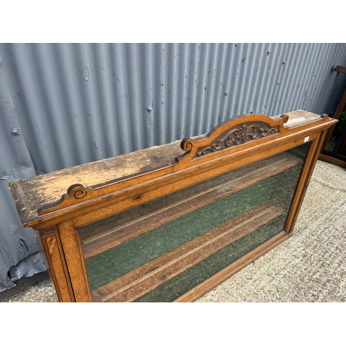 80 - A Victorian oak wall mounted display case 153x84