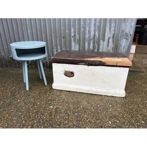 16 - A white painted pine carpenters box together with an unusual blue modern side table