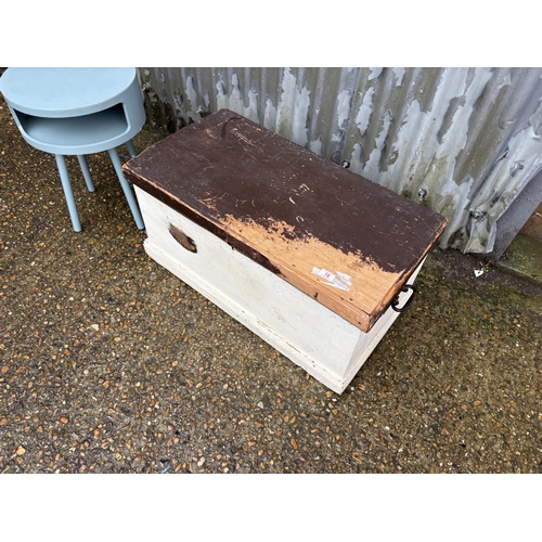 16 - A white painted pine carpenters box together with an unusual blue modern side table