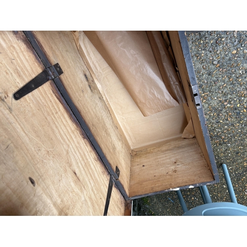 16 - A white painted pine carpenters box together with an unusual blue modern side table