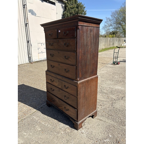 237 - A Georgian mahogany chest on chest 114x58x190