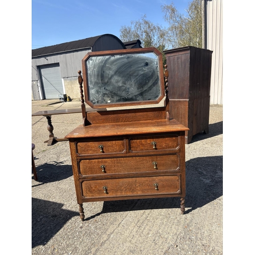 242 - Oak barley twist dressing chest