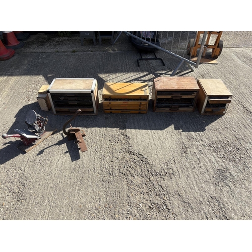 272 - A collection of printing blocks in four chests (all loaded)