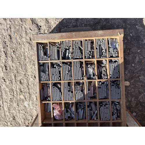 272 - A collection of printing blocks in four chests (all loaded)