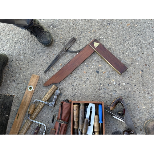 547 - Antique Wooden Dockyards Carpenters Toolbox and good quality contents