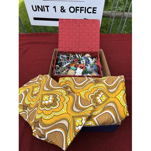 817 - Two large vintage 1970's Retro Fabric, 1 x 108 cm x 652 cm and 1 214 cm x 108 cm plus large quantity... 